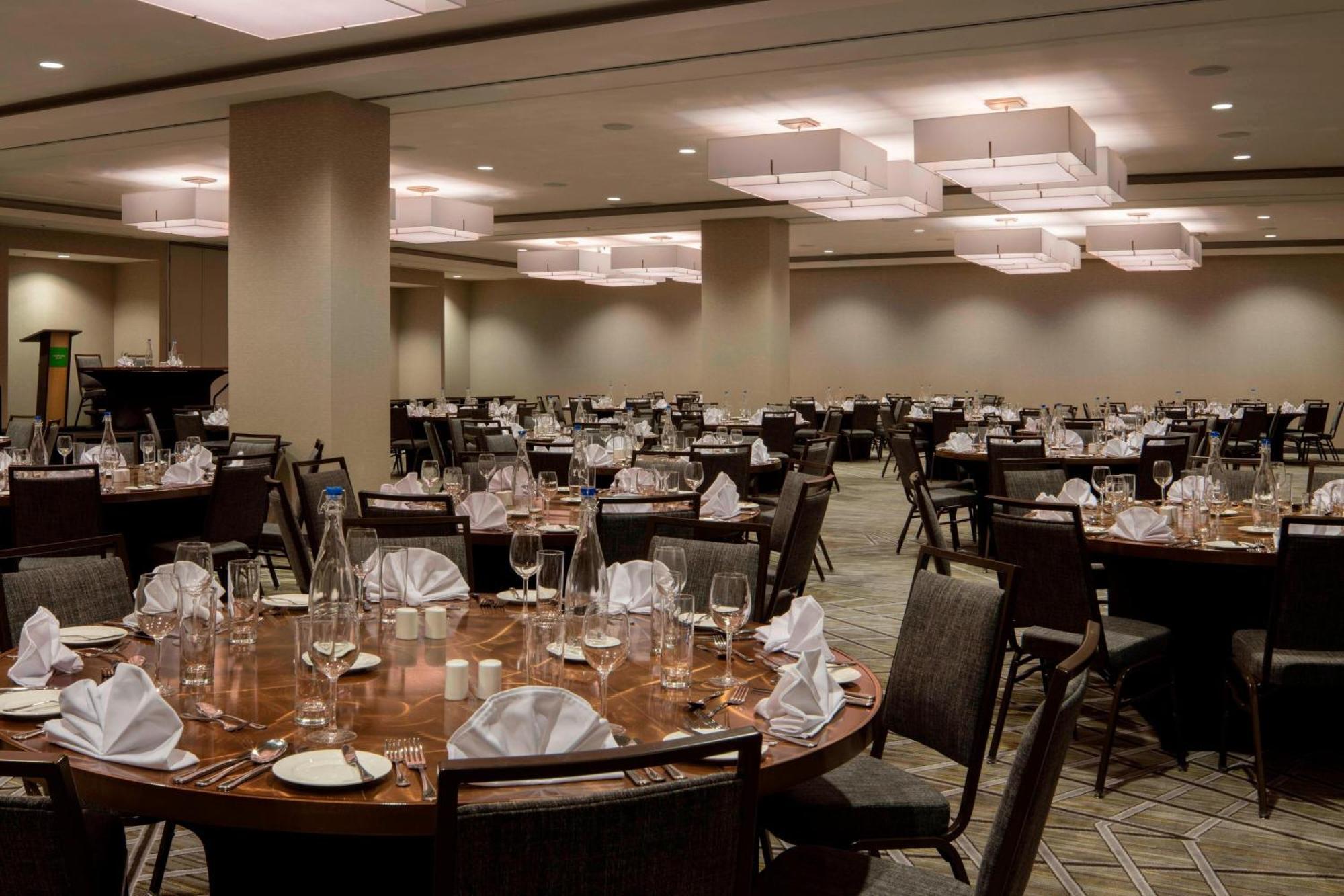 Courtyard By Marriott George