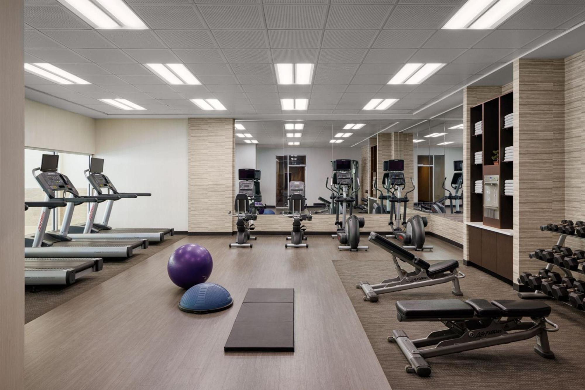 Courtyard By Marriott George Prince George